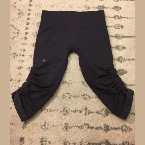 lululemon athletica Pants - Lululemon in the flow seamless crop 6